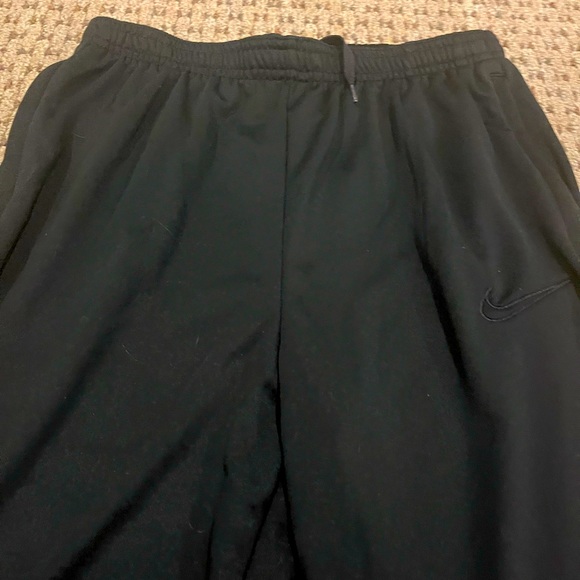NWT Nike Lightweight pants! - Picture 2 of 3